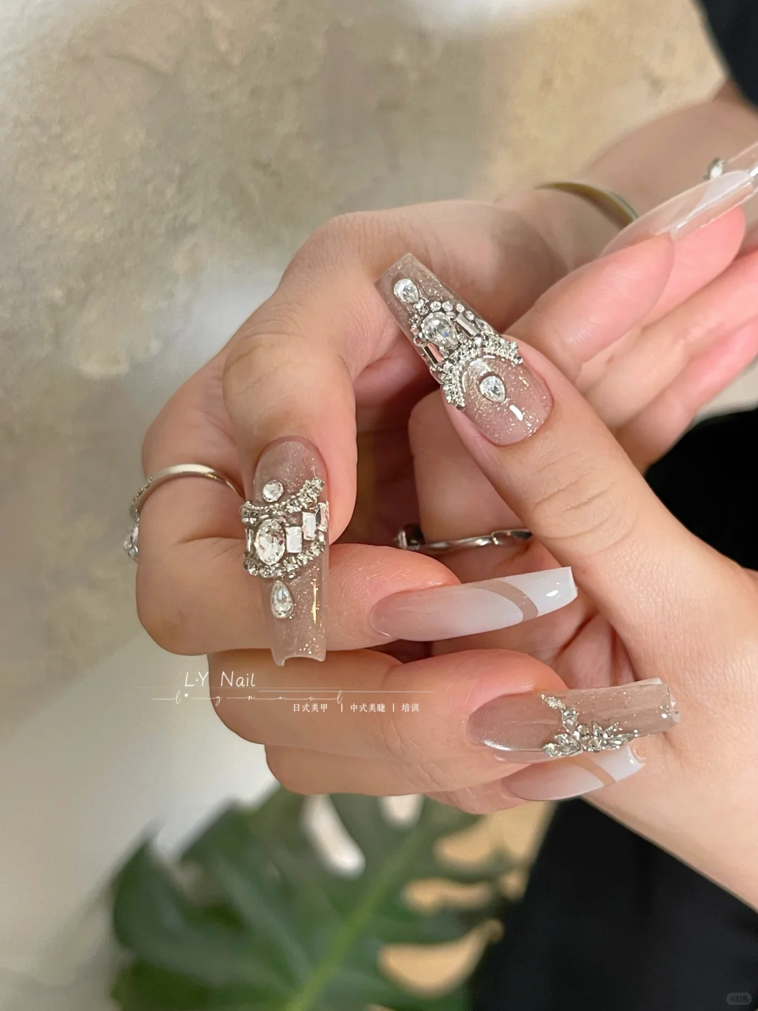超美纯欲美甲 法式美甲