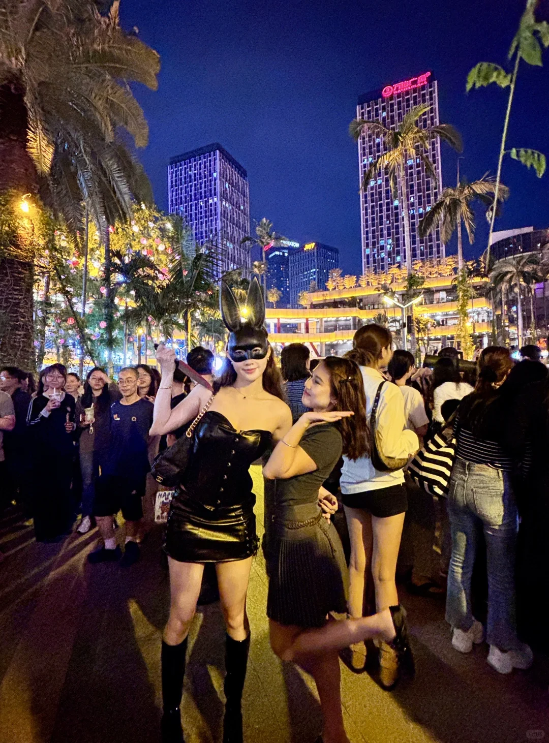 好喜欢这位兔女郎美女女