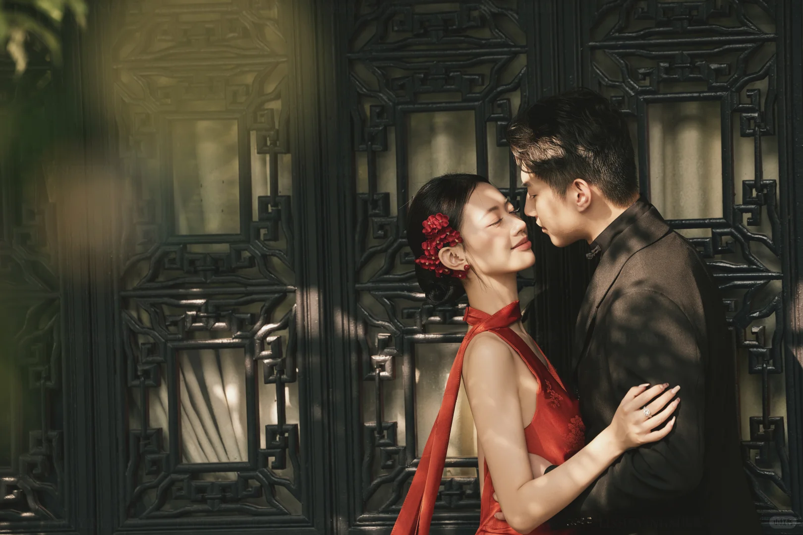 被中国红硬控30s！新中式也太撩人了