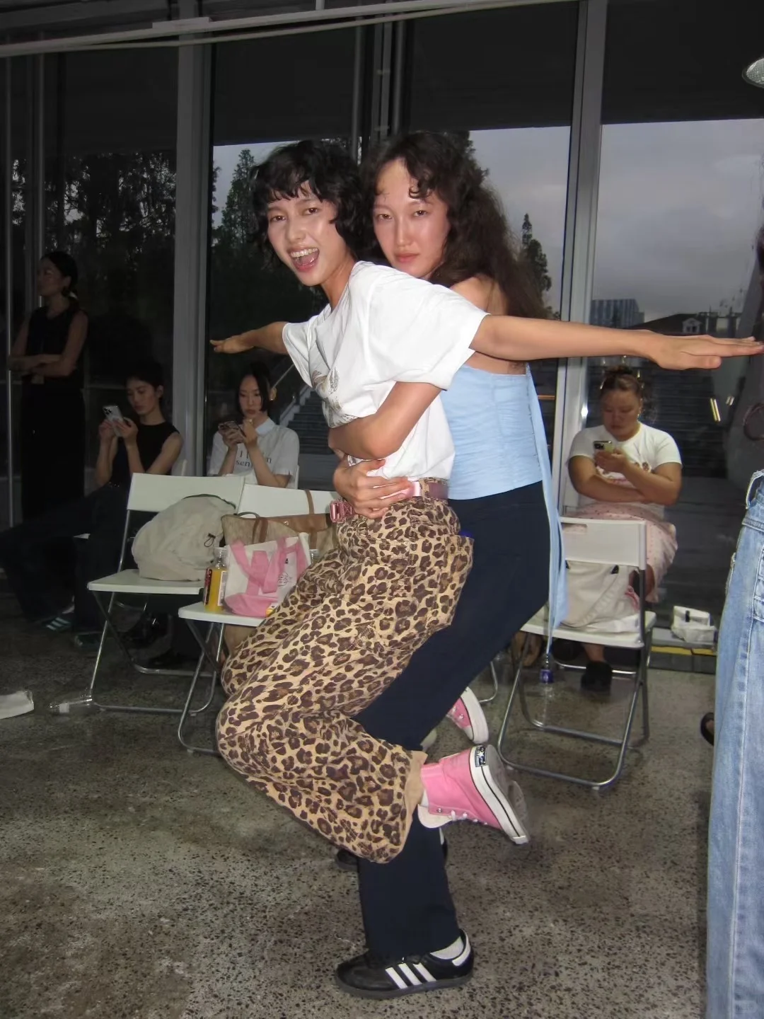 Model｜直击ZUCZUG素然26春夏秀场后台