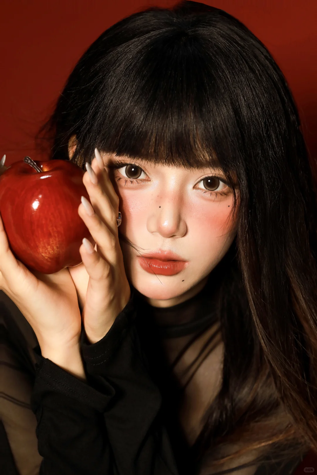 甜御双修❤️‍🔥红底➕黑长直写真的魅力拉🈵