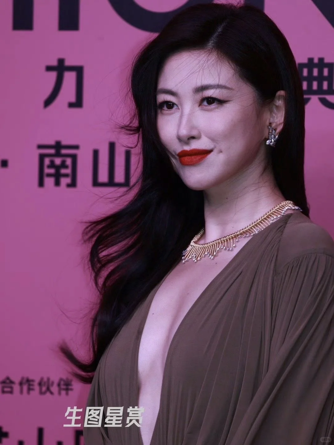 媚骨天成，气血十足的东方美人！！！