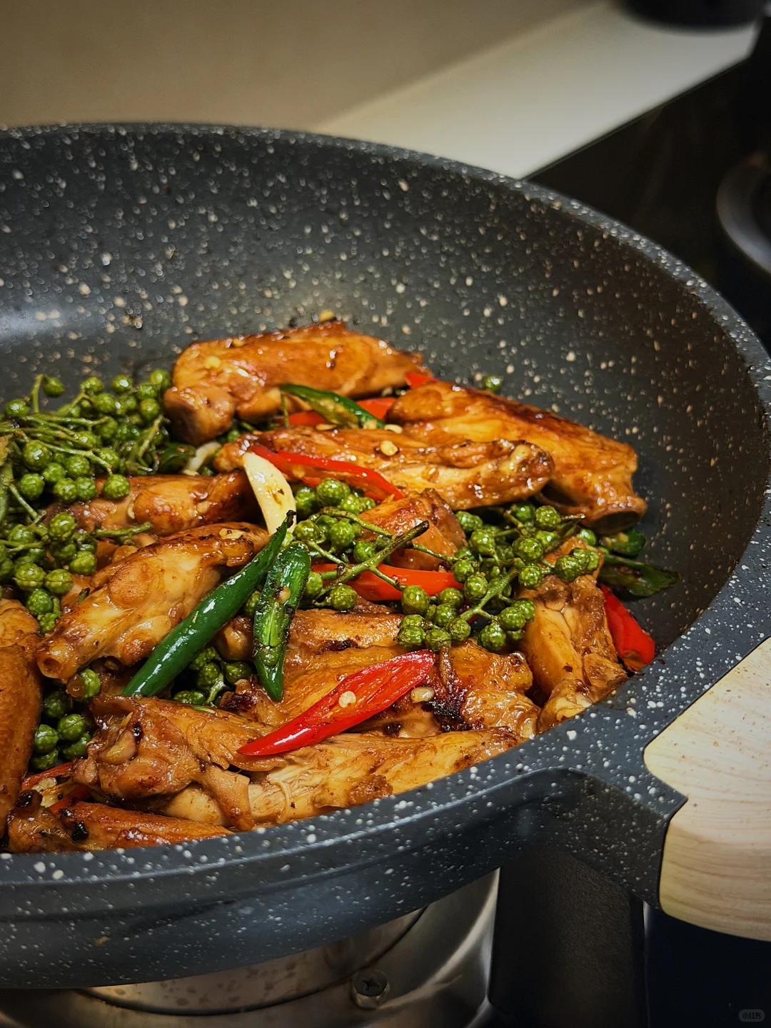 食事缝心 | 麻香入魂的青花椒鸡翅🌶️