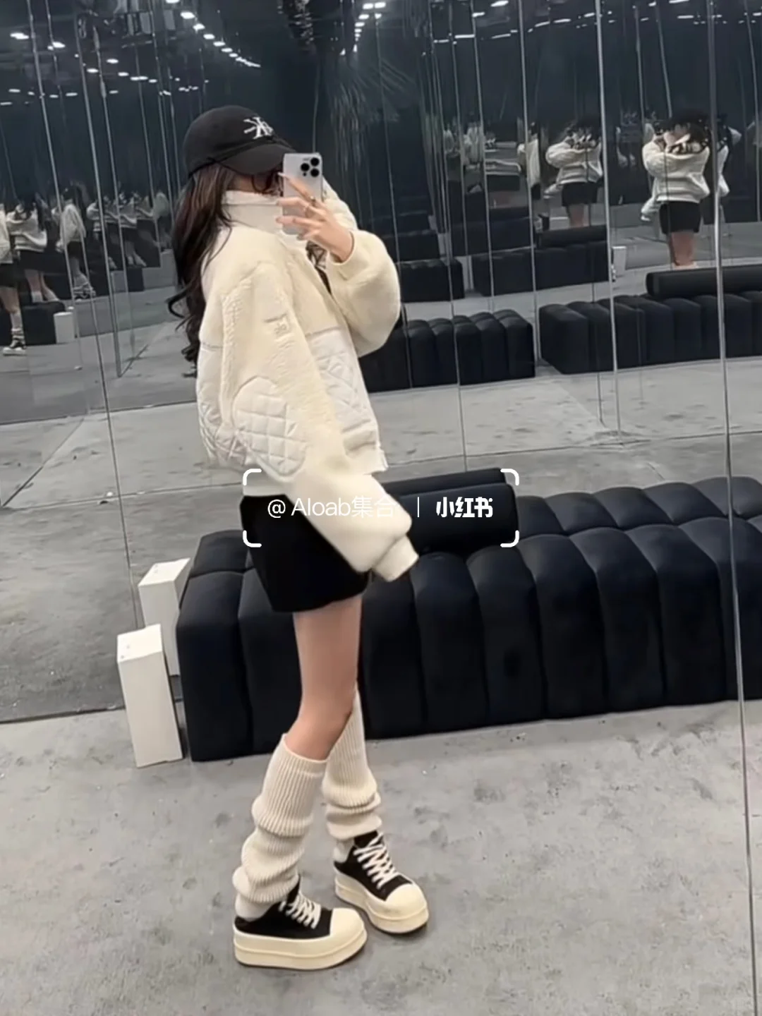 是谁还没拥有Jisoo同款外套！！