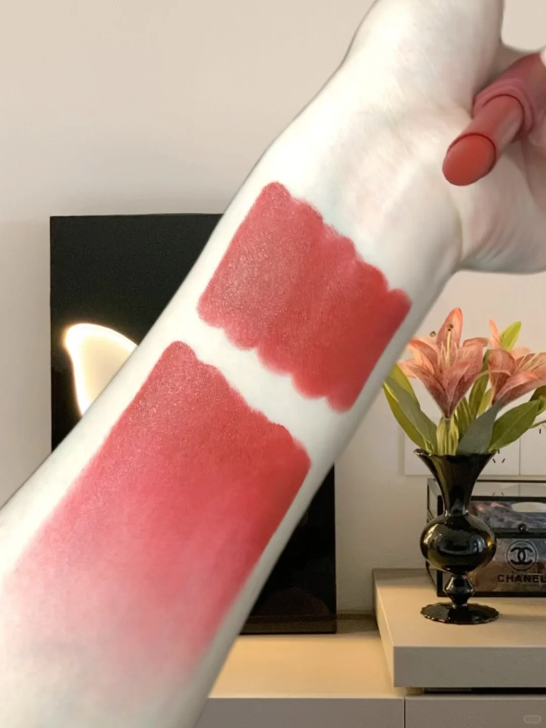 🎀黑发配红唇，一秒变身人间富贵花！