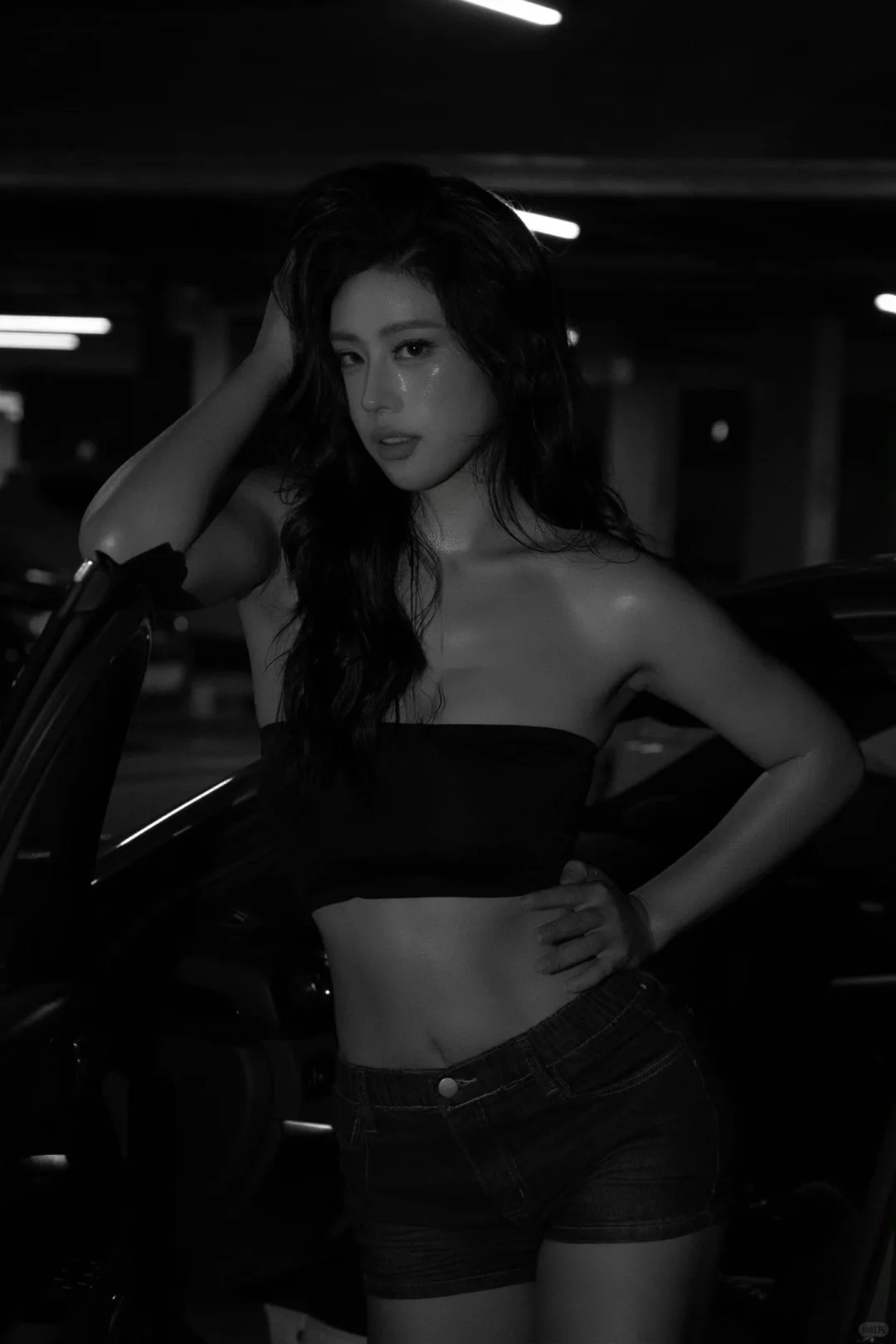 黑色系写真｜酷飒与性感并存