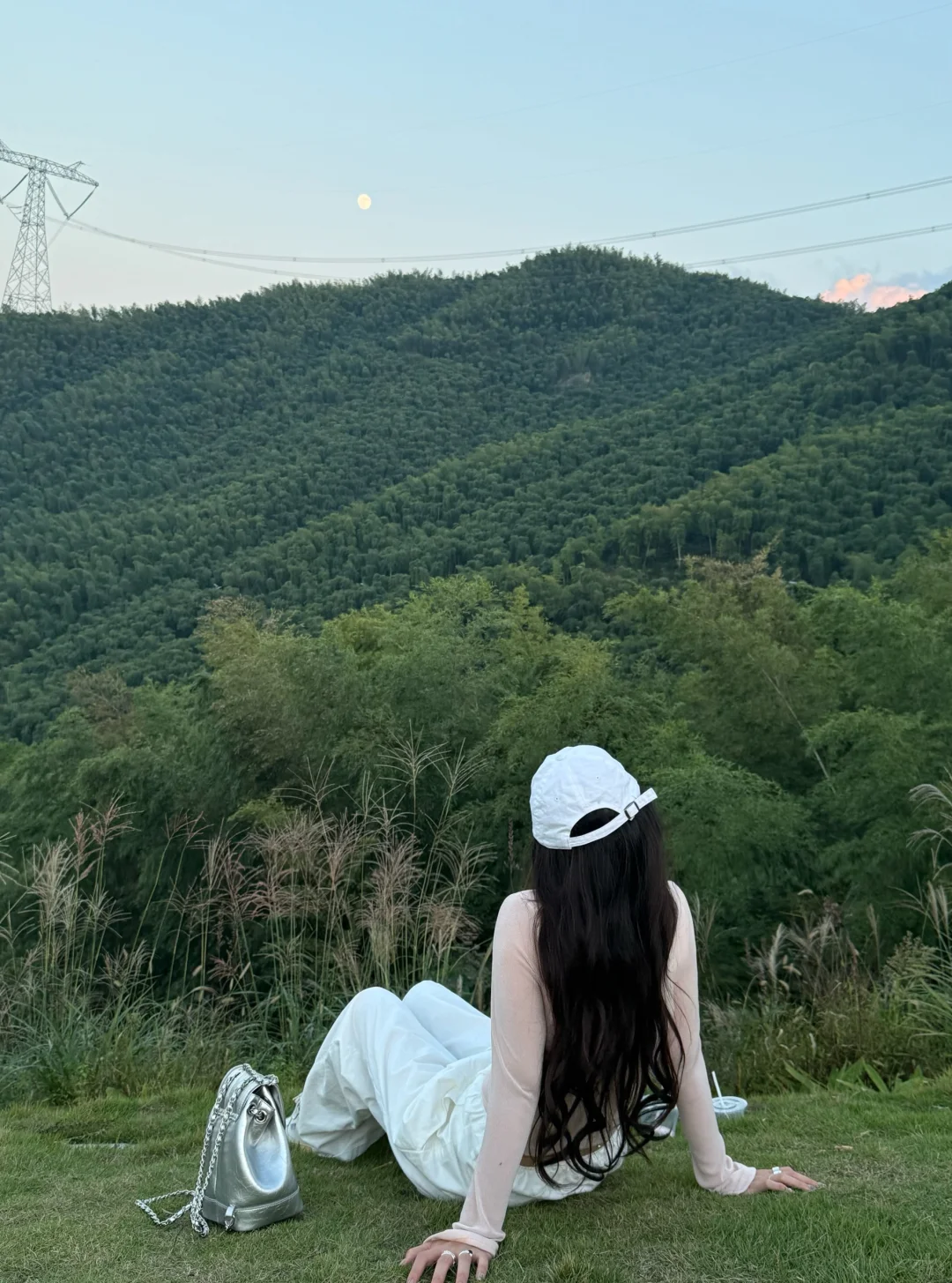 来山顶看一场橘子味的日落