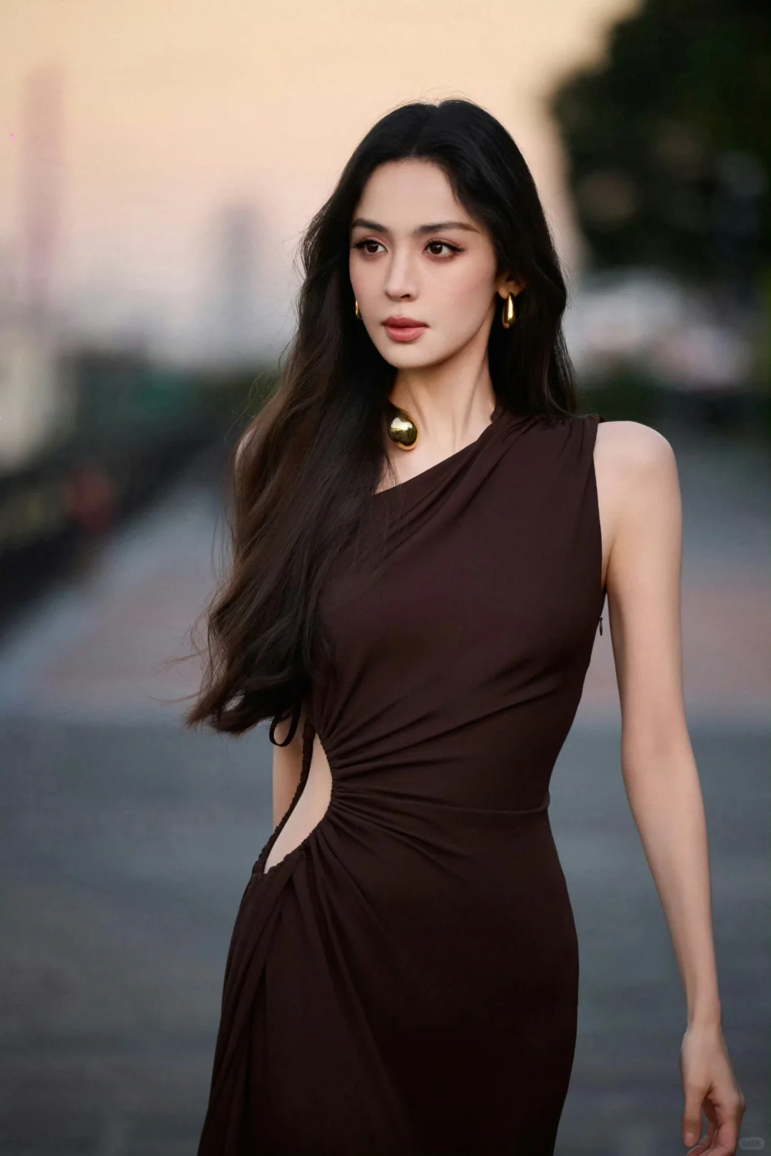 娜扎 复古港风美到腿软