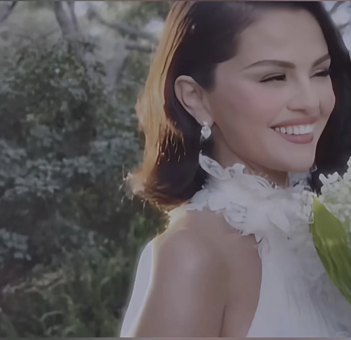 哇塞！Selena Marie Gomez浪漫婚礼甜蜜美艳