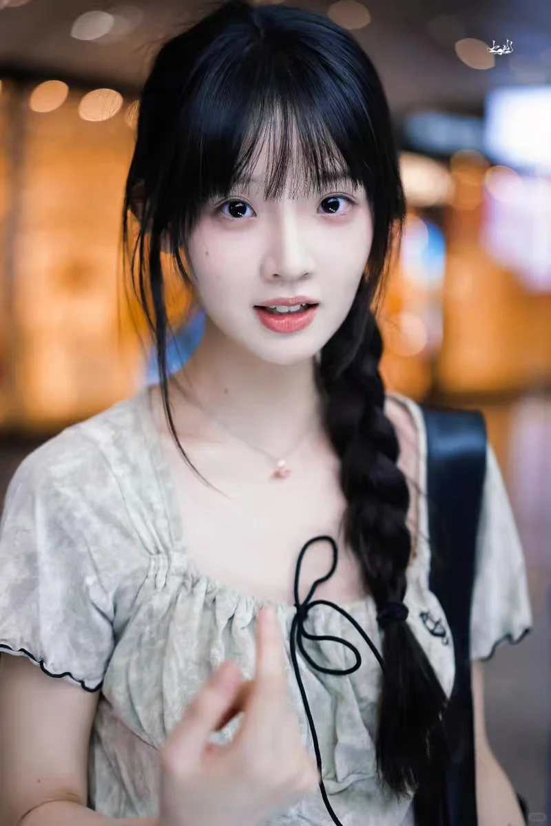 真的好爱短发啊～～～🤍