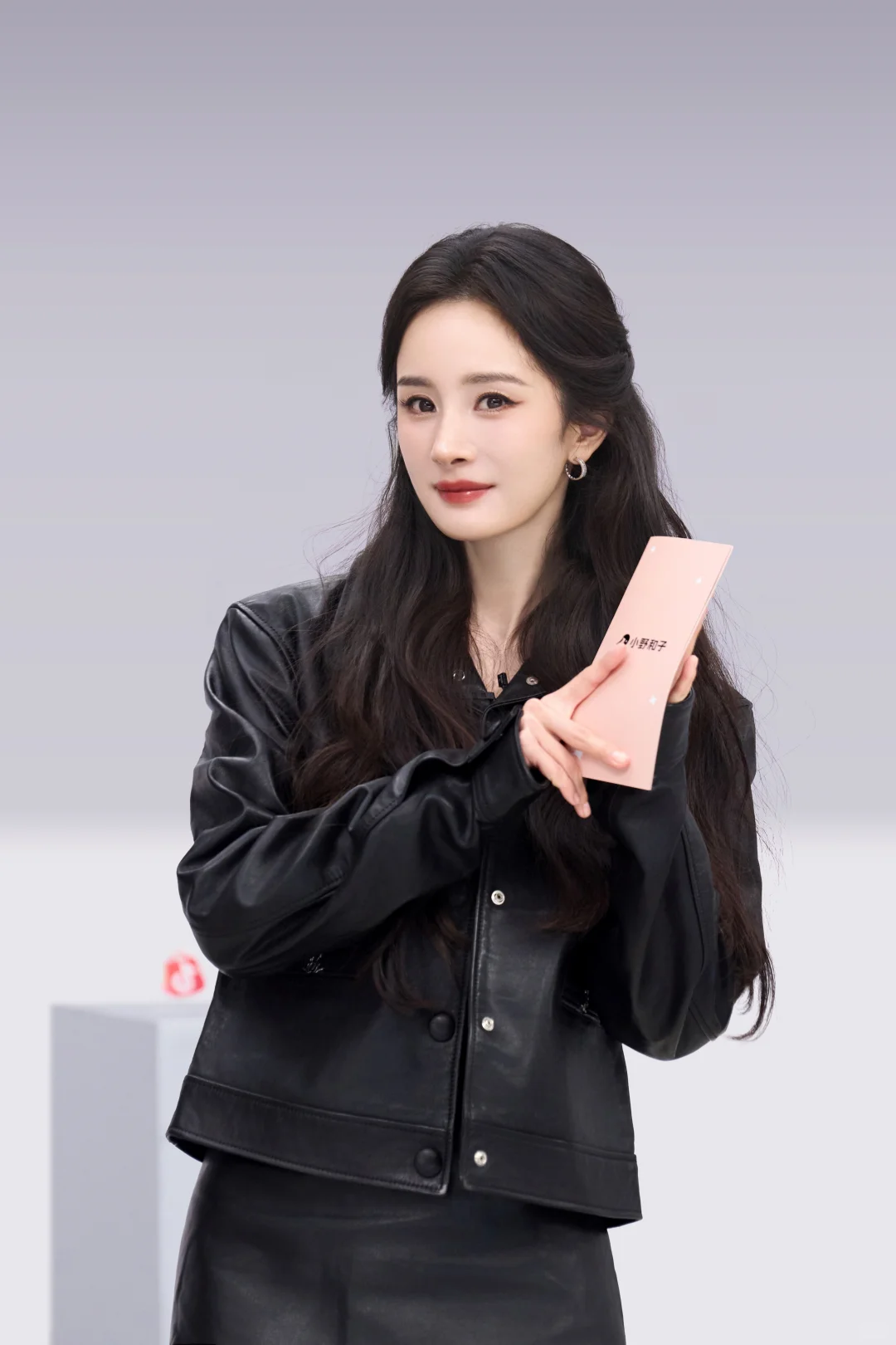 杨幂的「出片ME籍」纯享版来咯📷