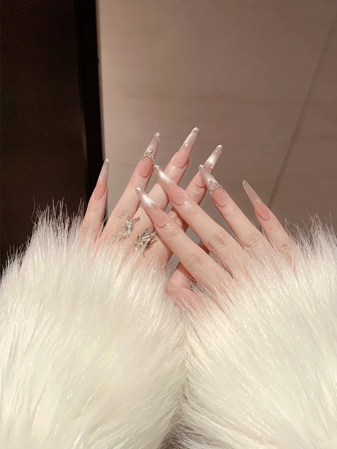 裸色猫眼搭配碎钻秋冬纯欲感炸裂！！💎🧊✨