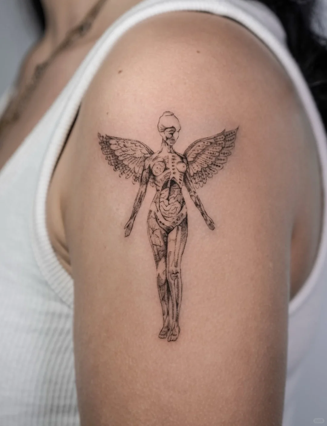 天使｜线条纹身