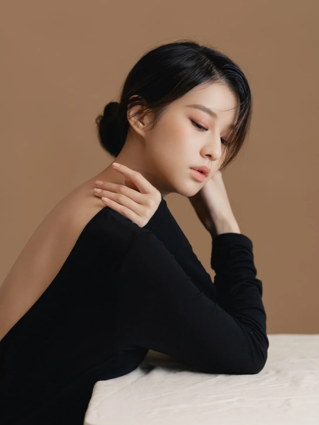 性感妩媚的小姐姐👀多看一眼就已沉沦