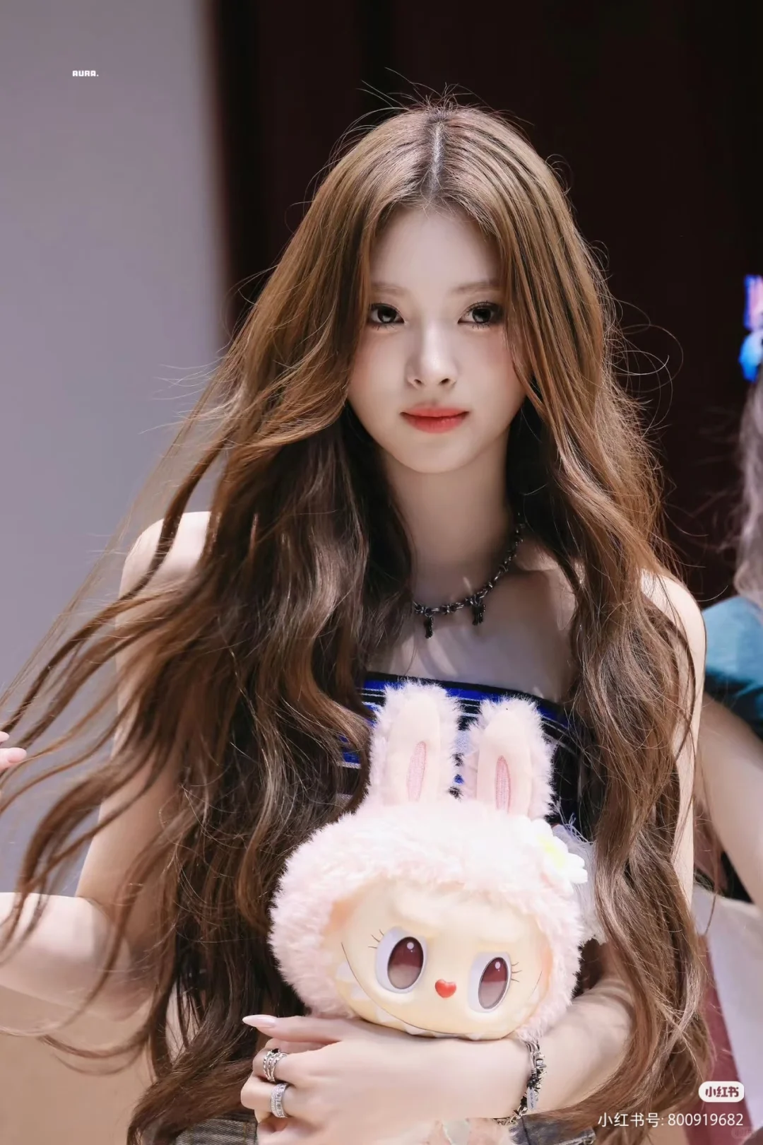 2023年我说小个子长发要到胸，现在2025年