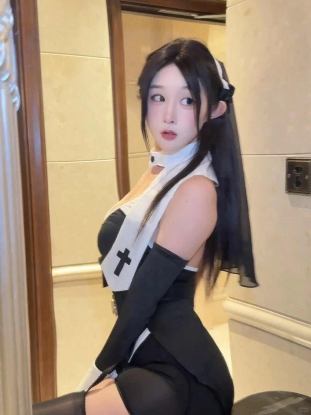 万圣节🎃 修女 请向我祈祷