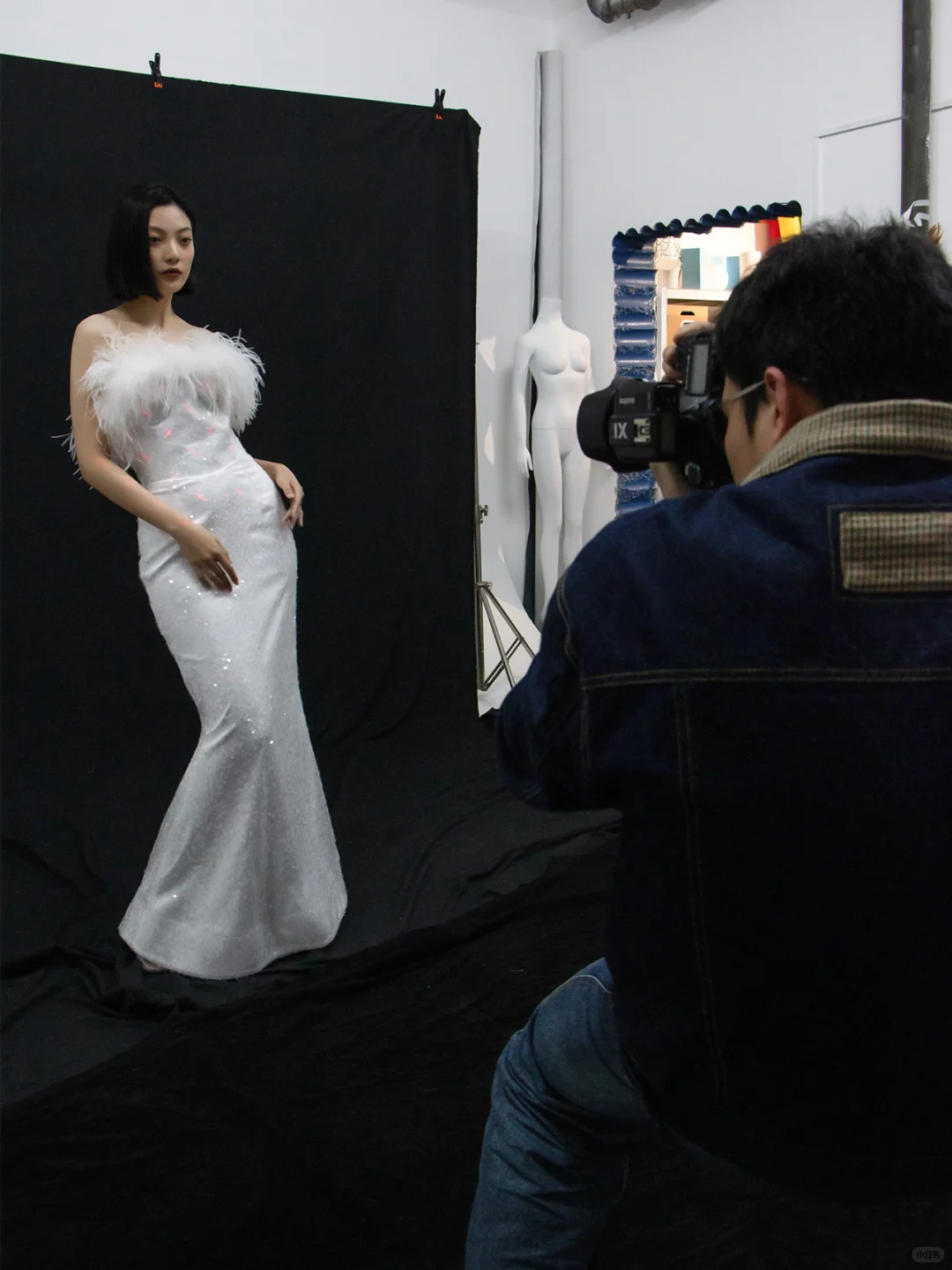 🎥左滑查看拍摄花絮，现场直播精彩幕后