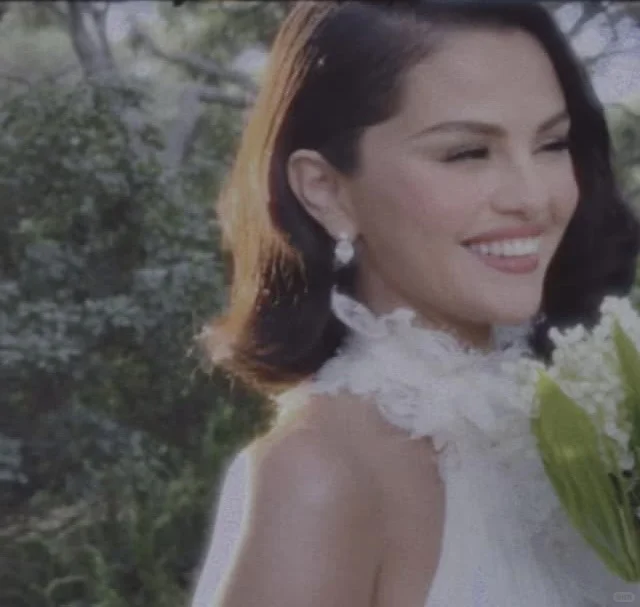 哇塞！Selena Marie Gomez浪漫婚礼甜蜜美艳