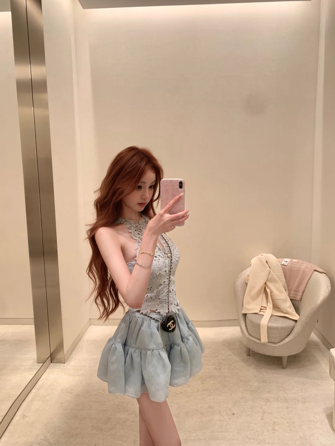 一看就会的对镜拍照姿势！