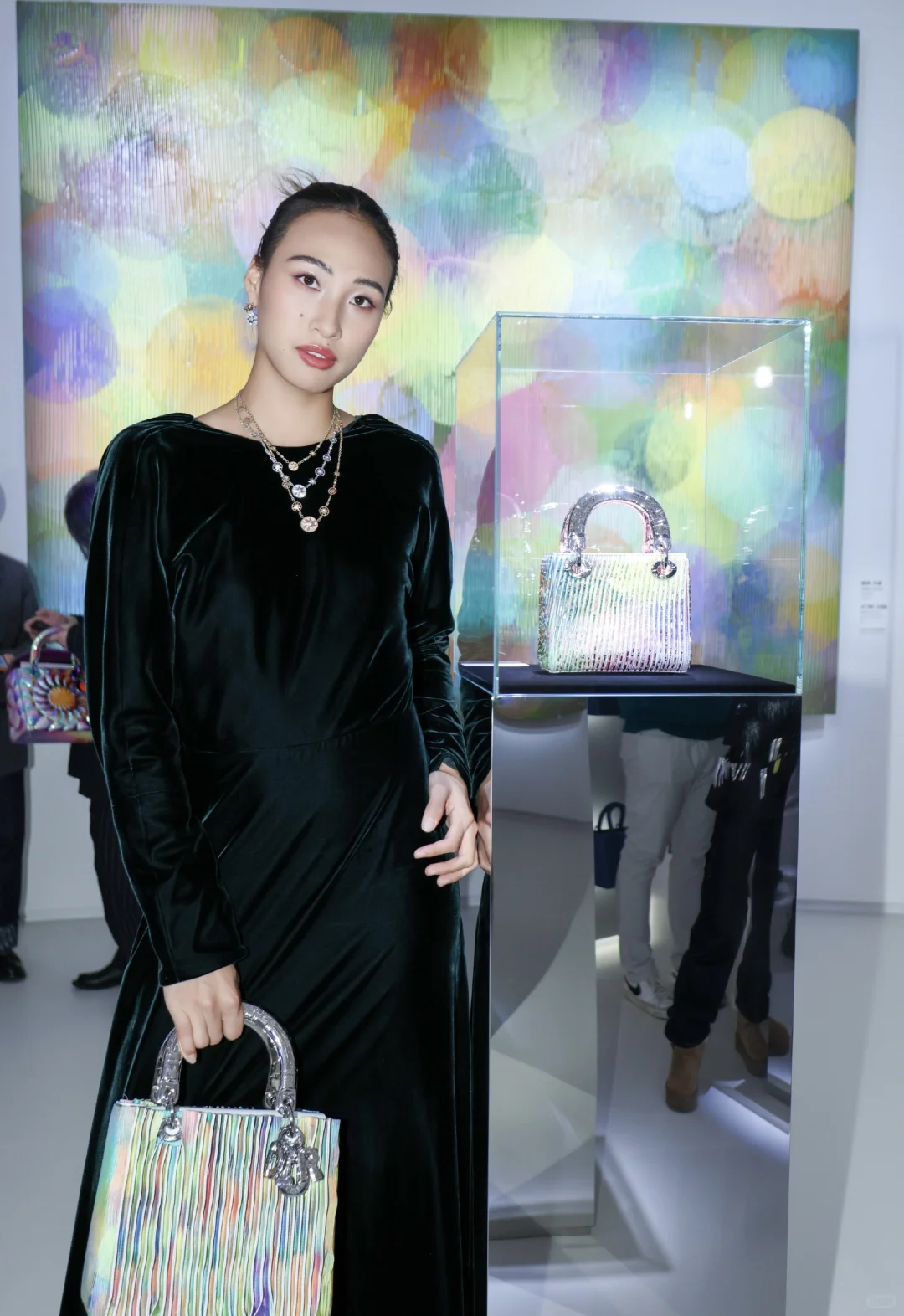 郑钦文出席迪奥上海展览美照