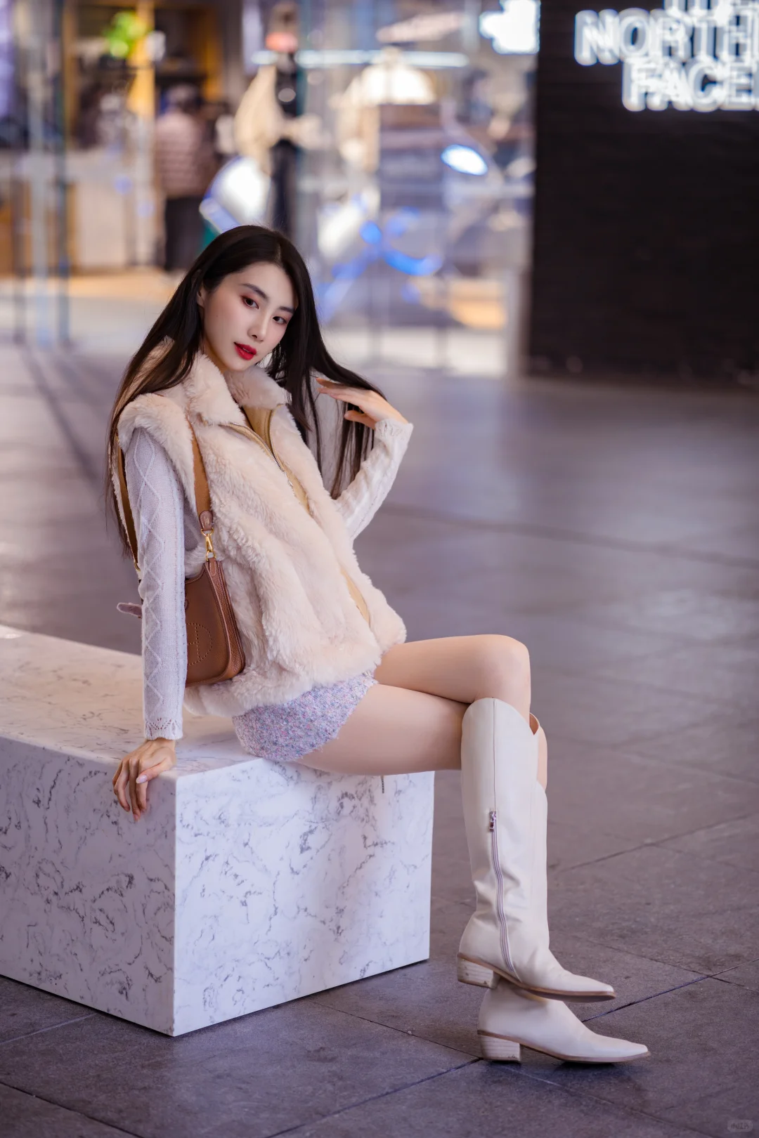 带老婆来三里屯试试新买的镜头