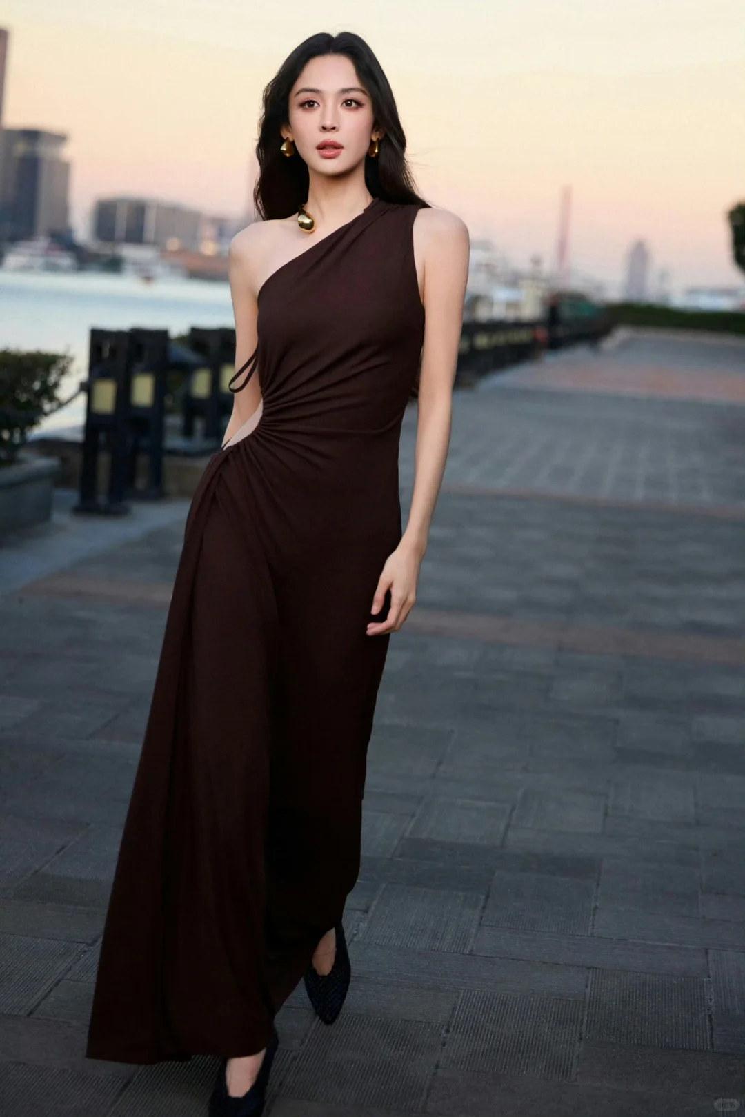 娜扎 复古港风美到腿软