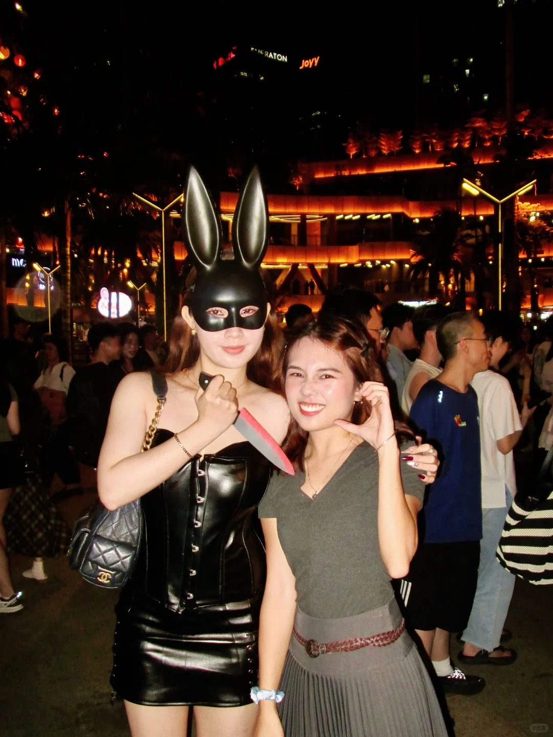 好喜欢这位兔女郎美女女