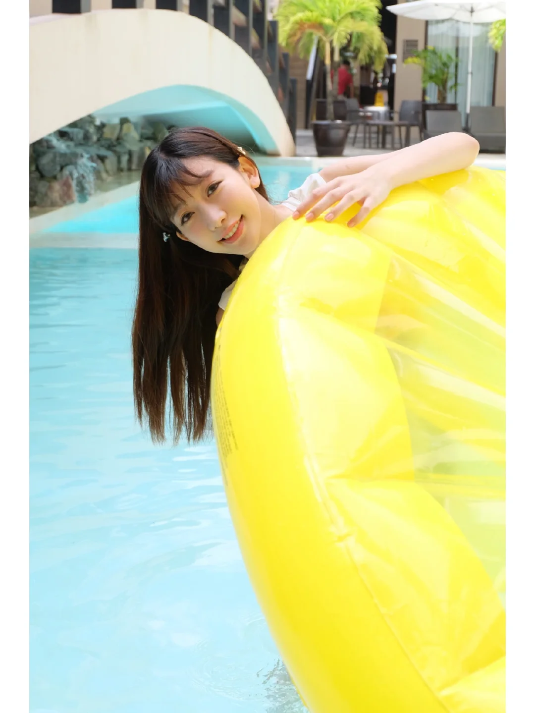 号称“小志玲”的嫩模，有认识的吗？