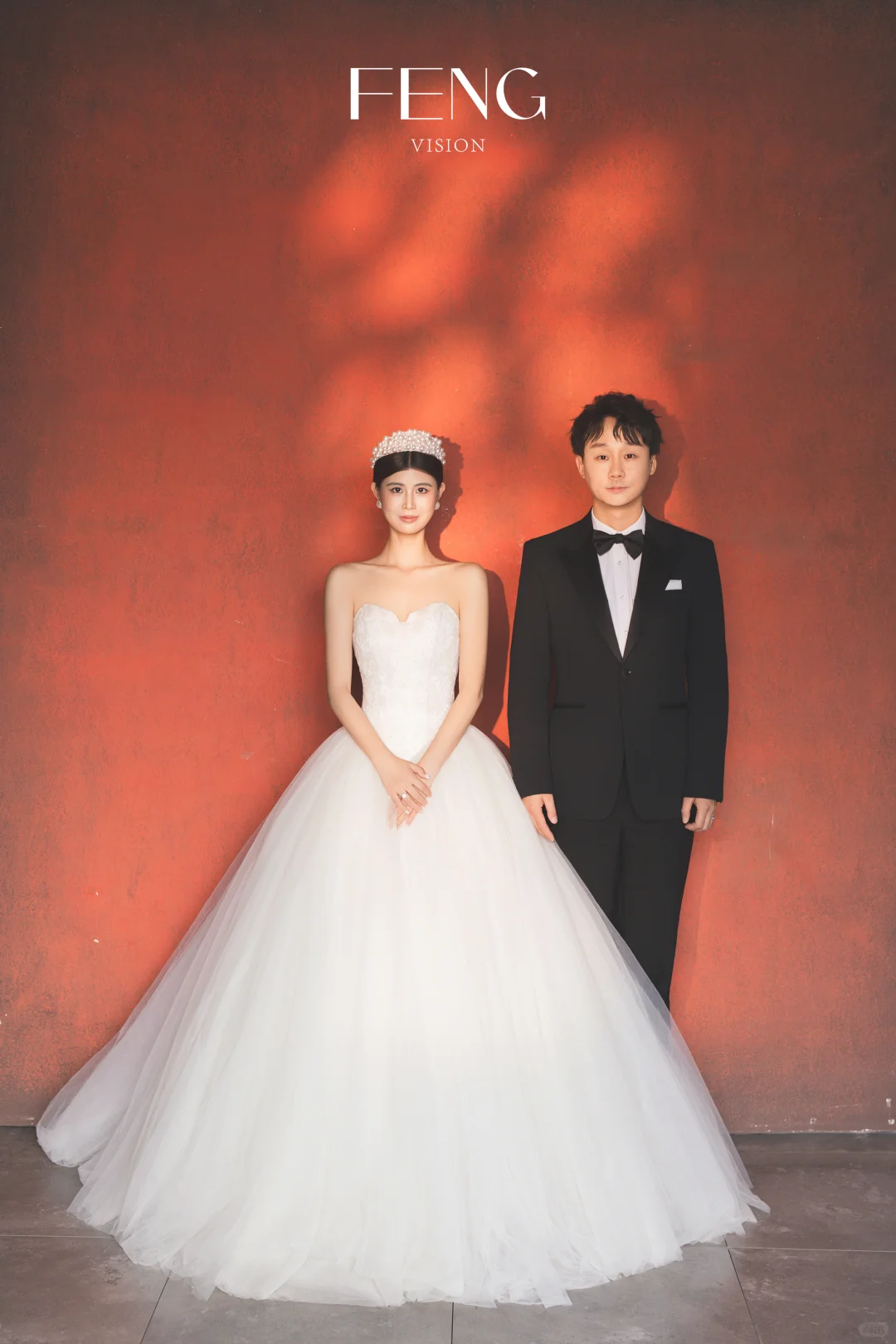 FENGVISION客片｜暗红光影💐美背与花
