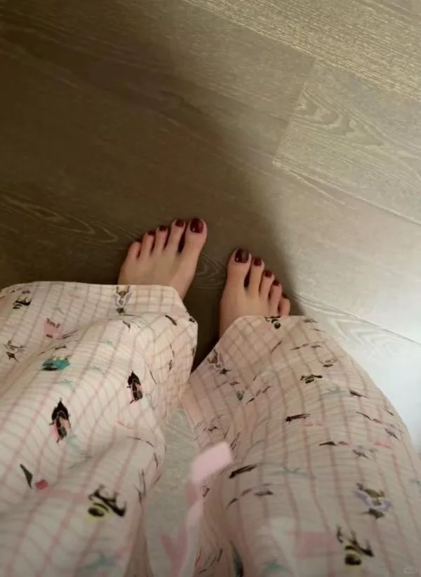 美脚甲，这极度考验美甲师的功底！