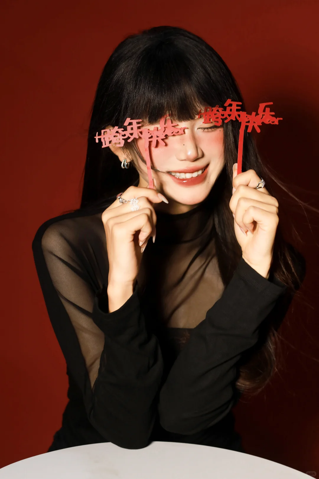 甜御双修❤️‍🔥红底➕黑长直写真的魅力拉🈵