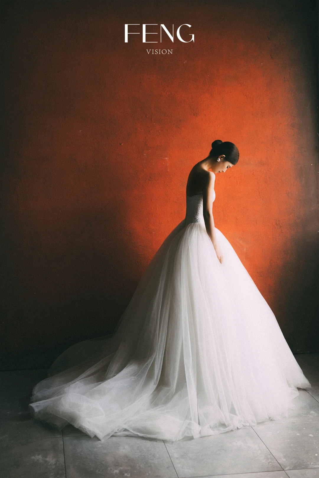 FENGVISION客片｜暗红光影💐美背与花