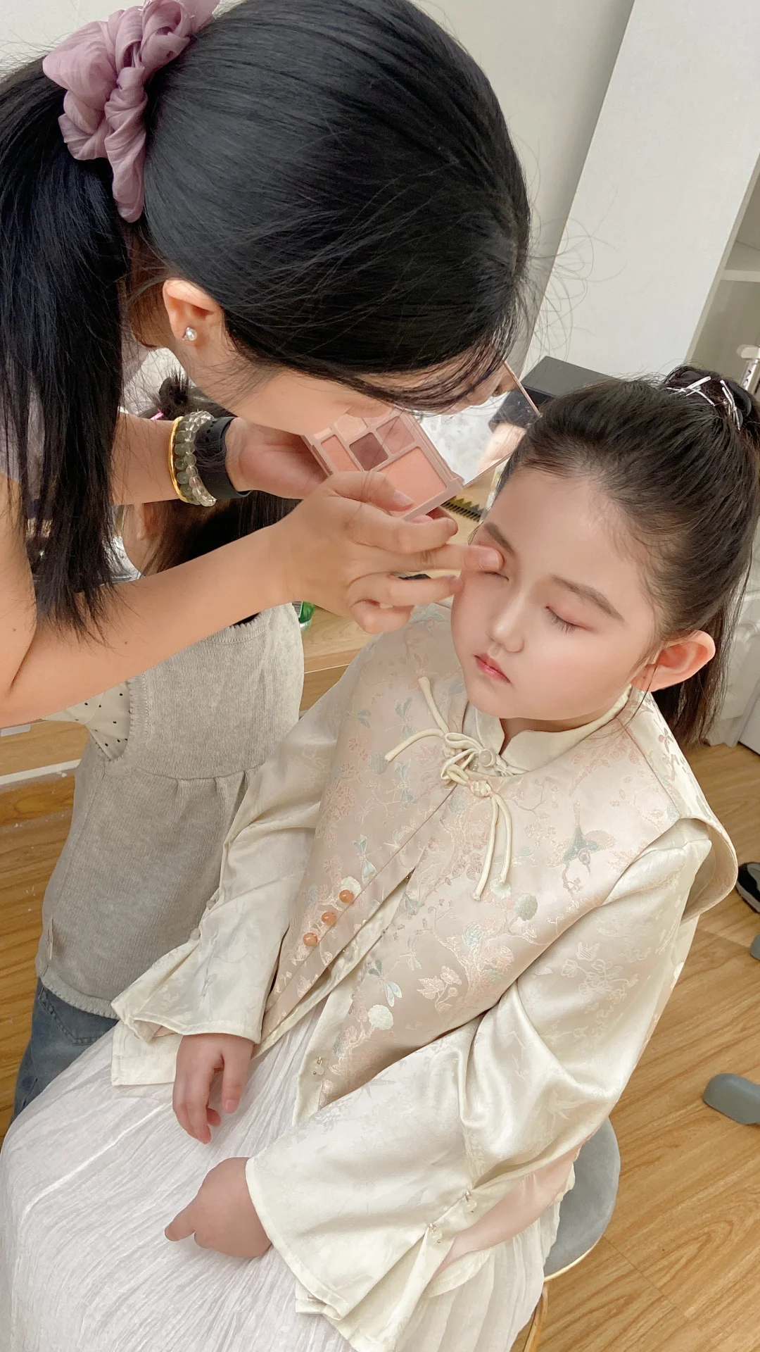 童模拍广告到底挣不挣钱！？