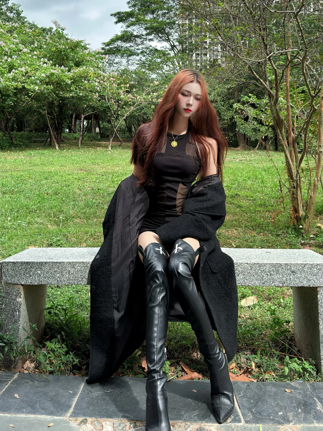 御姐 今天穿这套、谁说穿过膝靴好看来着