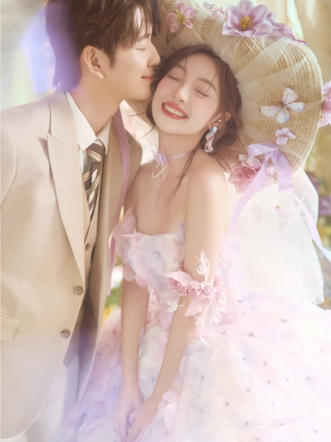 花房婚纱照封神❗️原来爱情真会开出满室繁花
