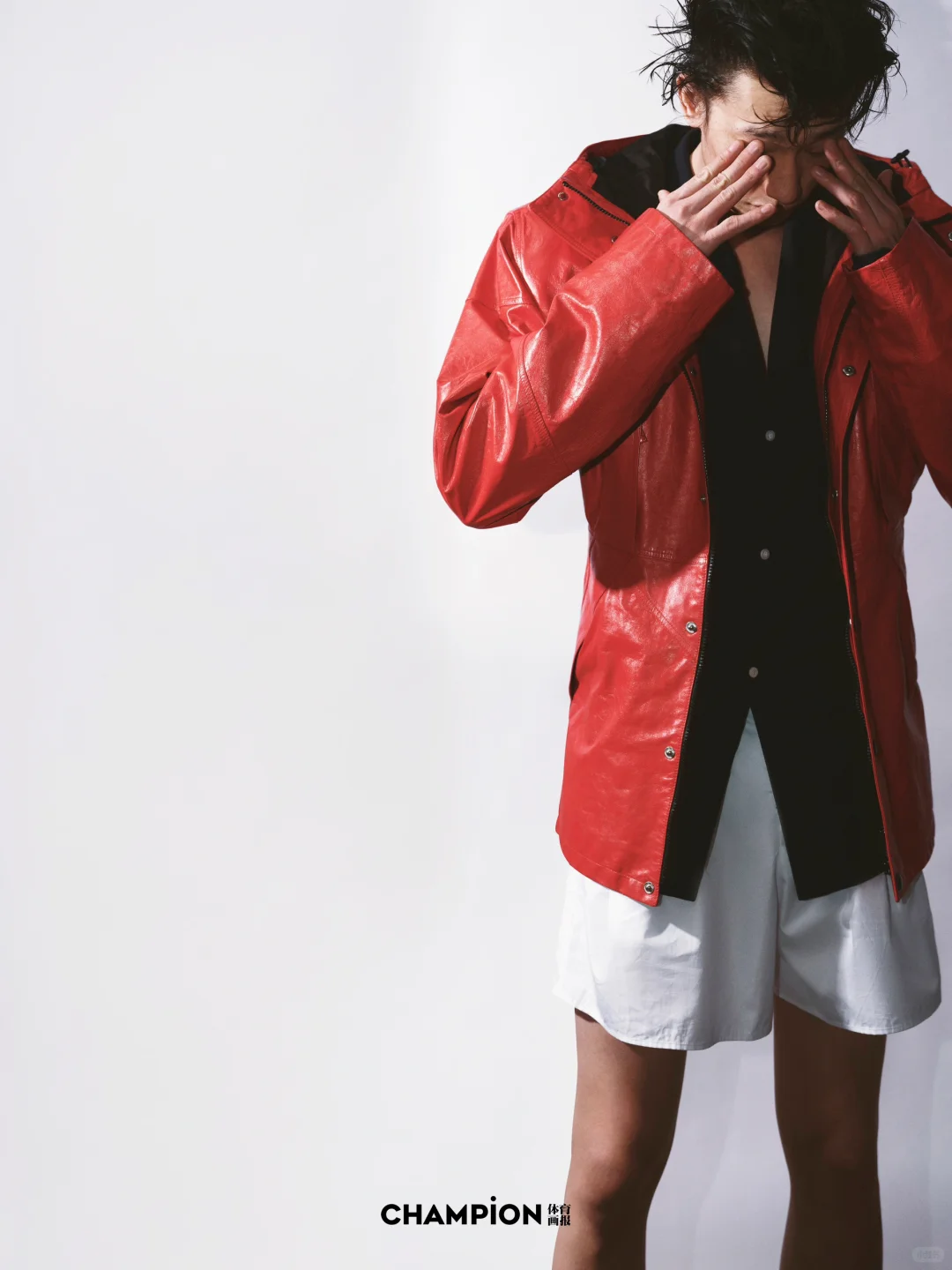 一组与车有关的时装模特片