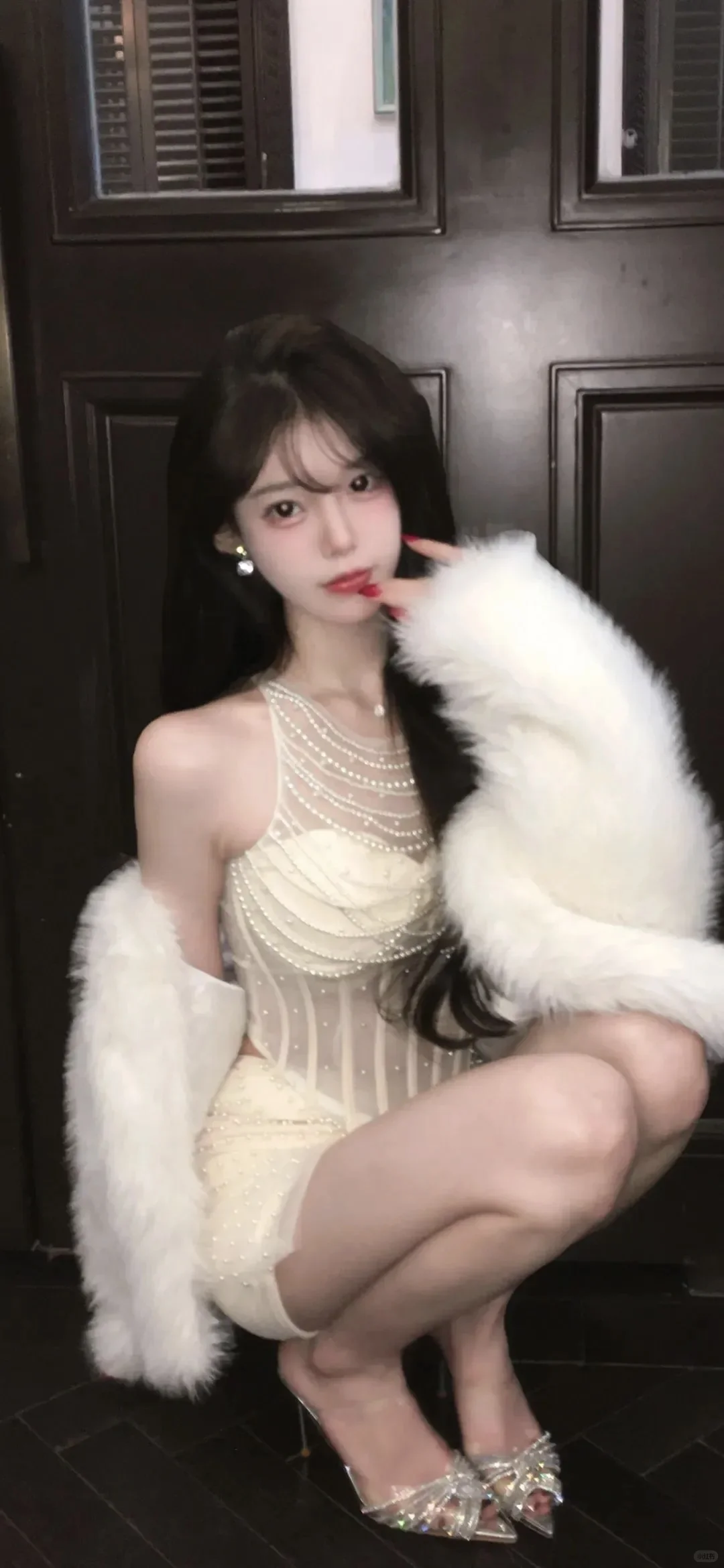 全屏美女壁纸（无不良诱导）