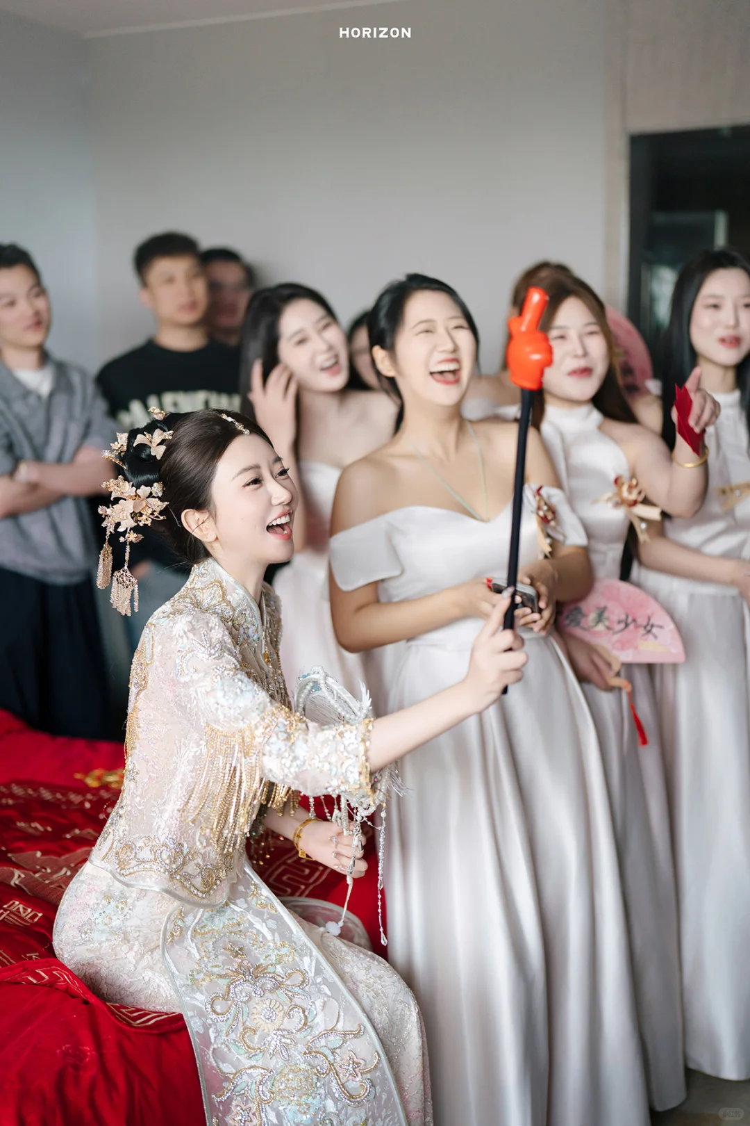 摄影师说“吃到了造型的细糠”