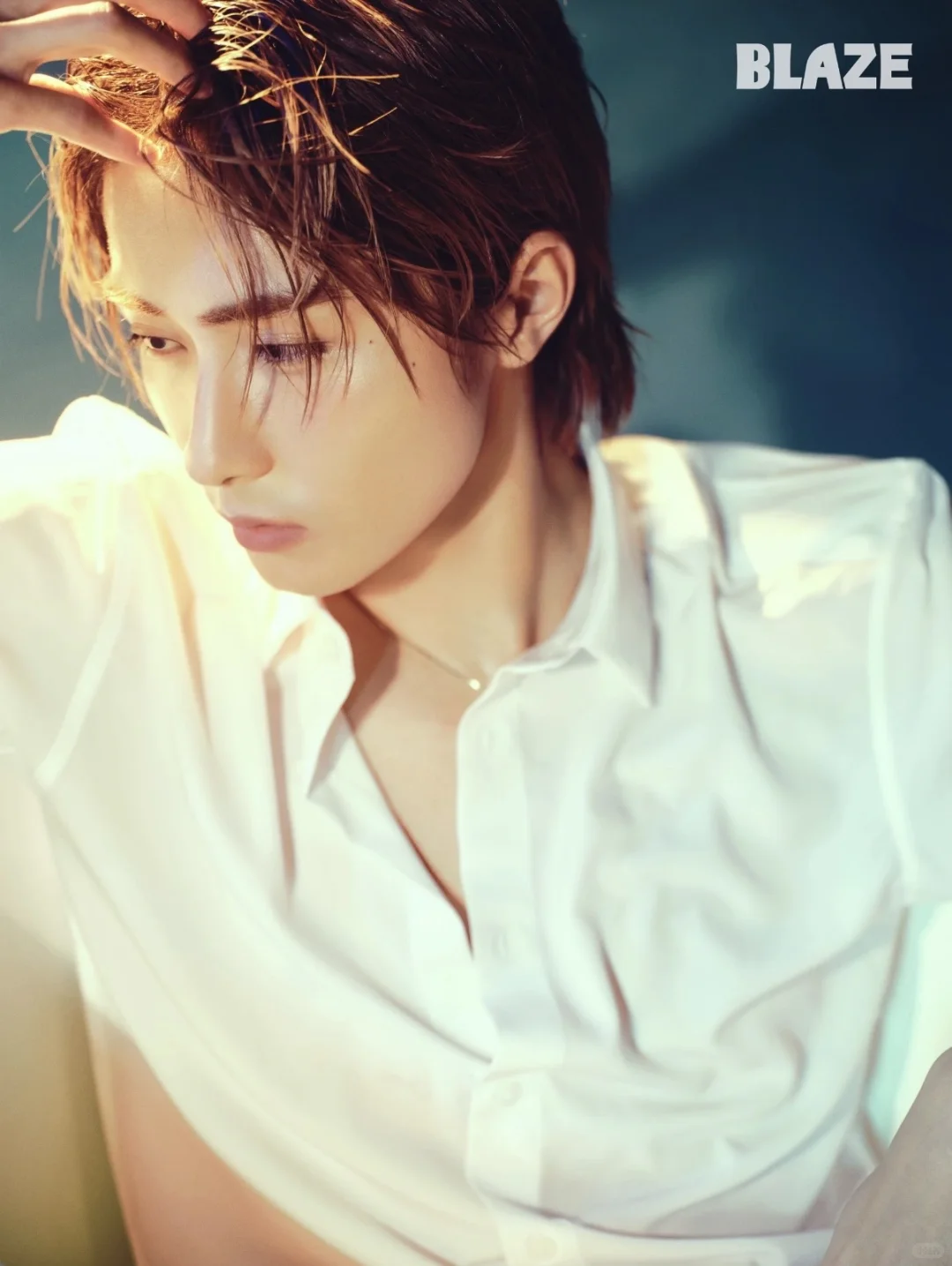 是光影吗？我以为是露脐装呢