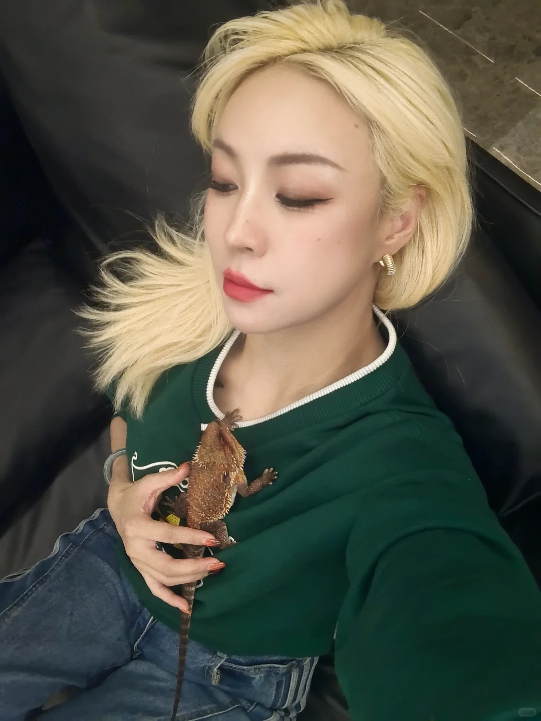 长了一张熟女的脸