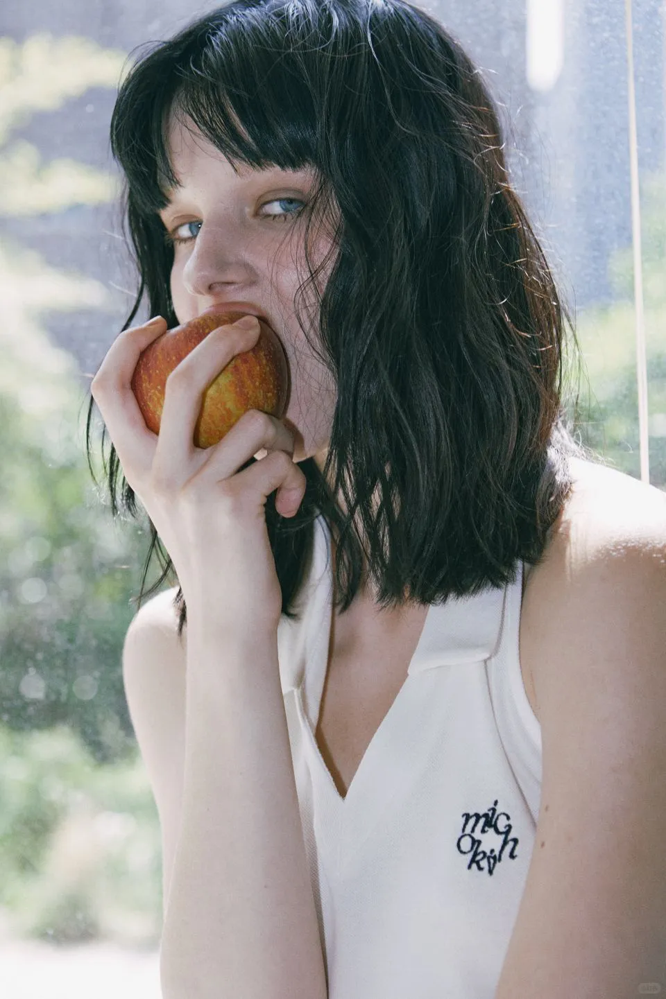 可塑性很强的靓妹啦