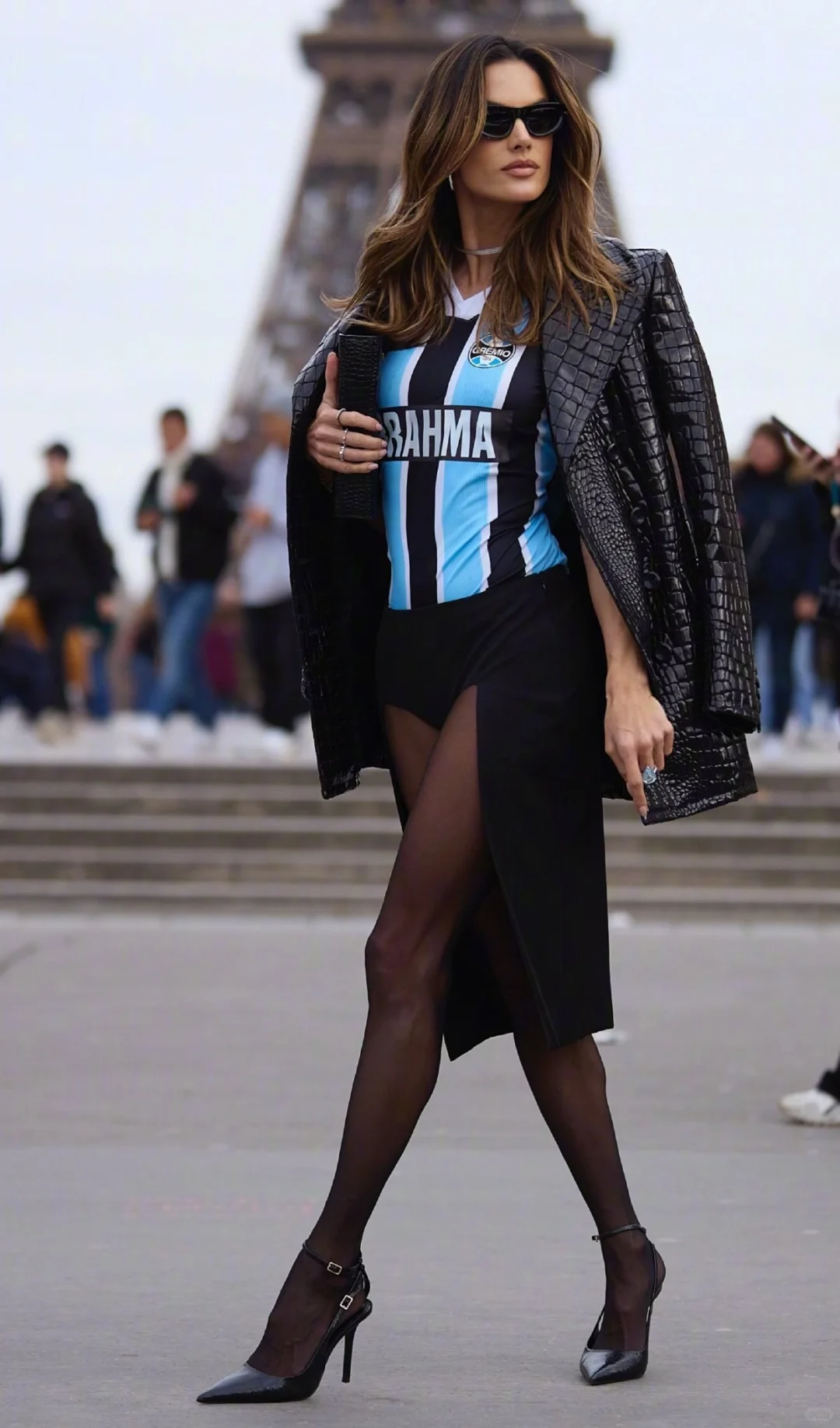 欧美模特超薄肤感黑色丝袜潮流时尚写真