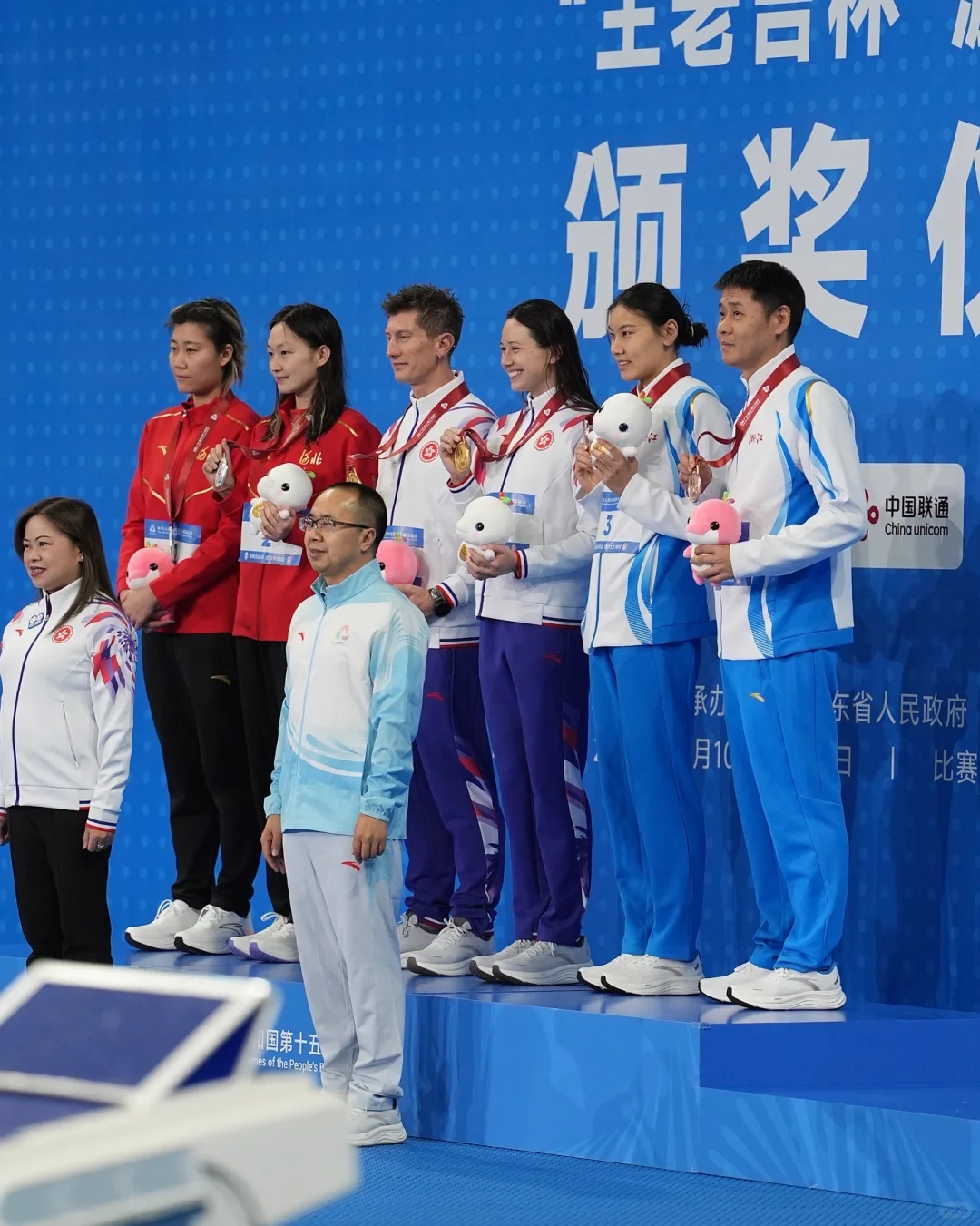 港姐何诗蓓200自夺冠后更新ig🥇