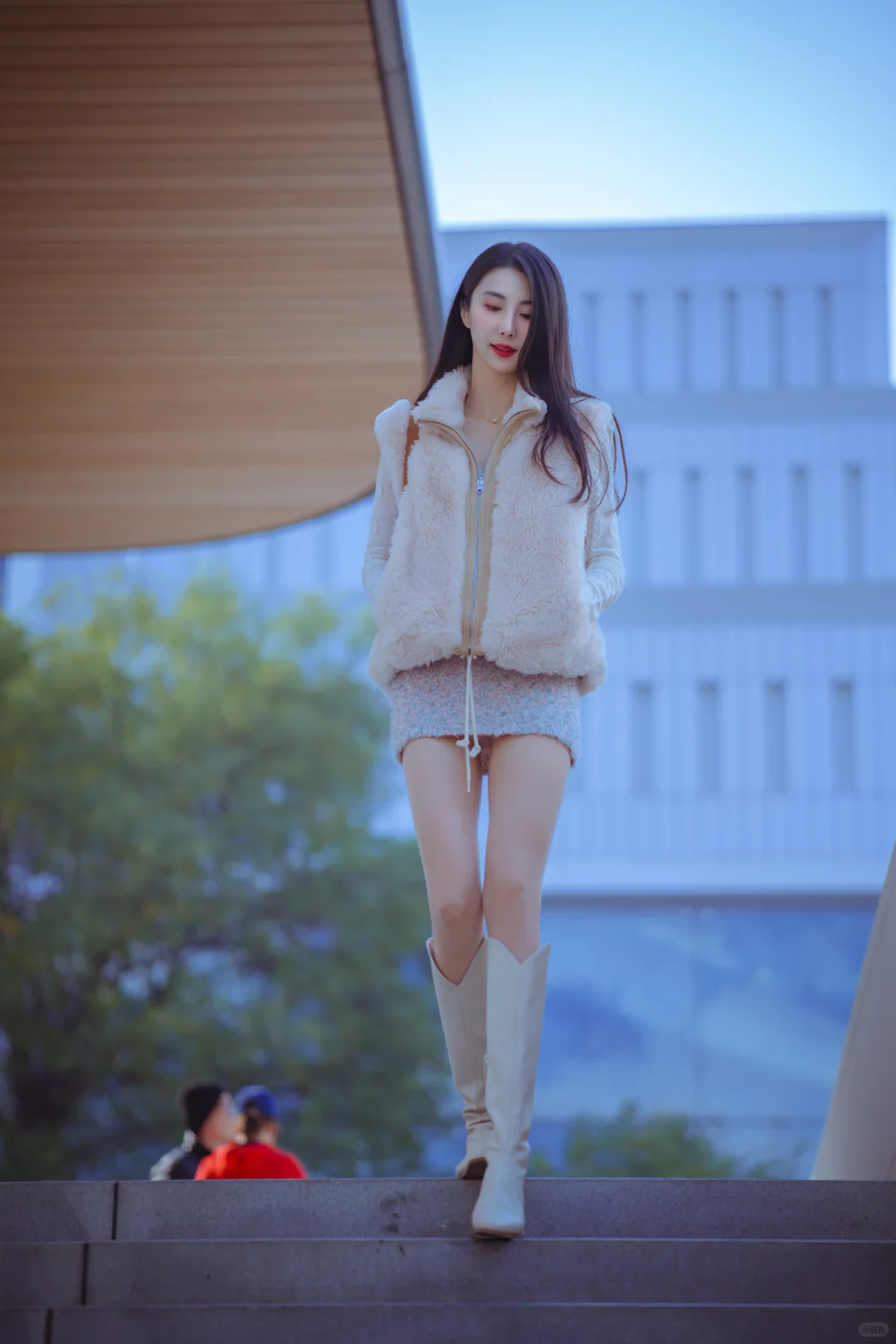 带老婆来三里屯试试新买的镜头