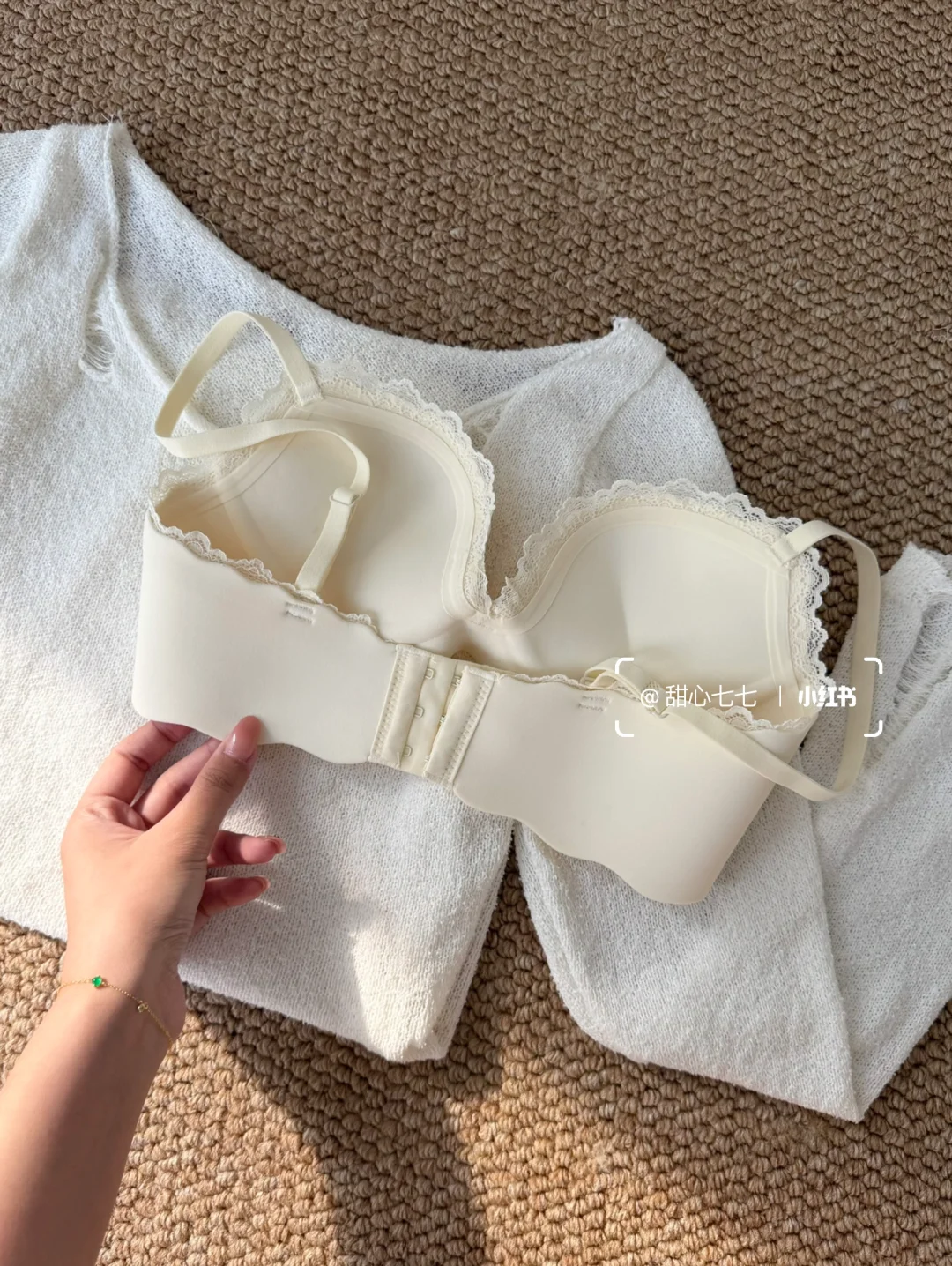 呜呜呜🥹终于挖到又挺又圆的bra了！小胸福音