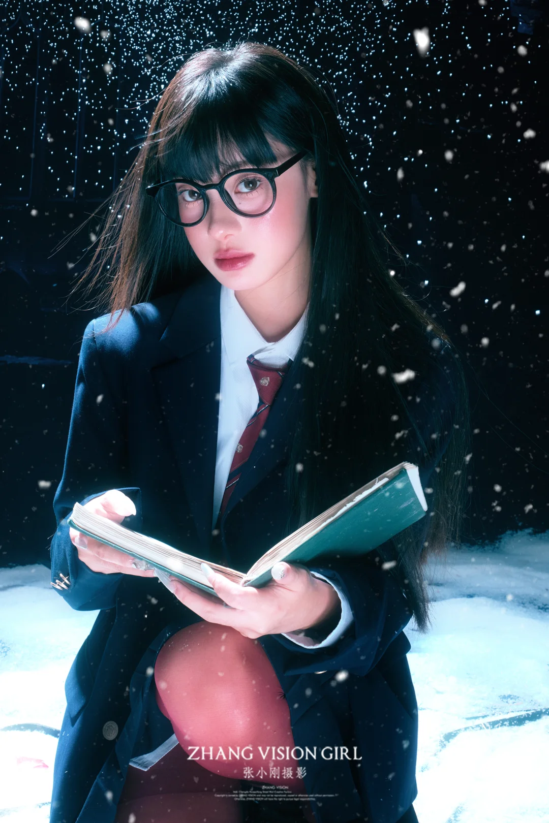 当雪花邂逅了夜❄️韩系少女雪景写真