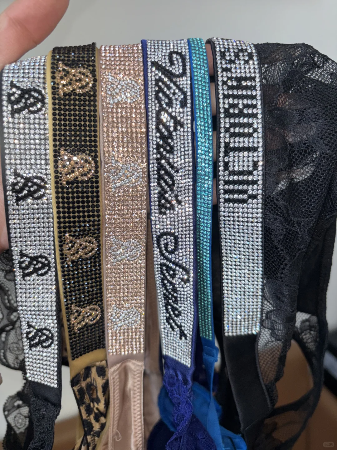 陆陆续续入的🎀维密闪钻内裤👙