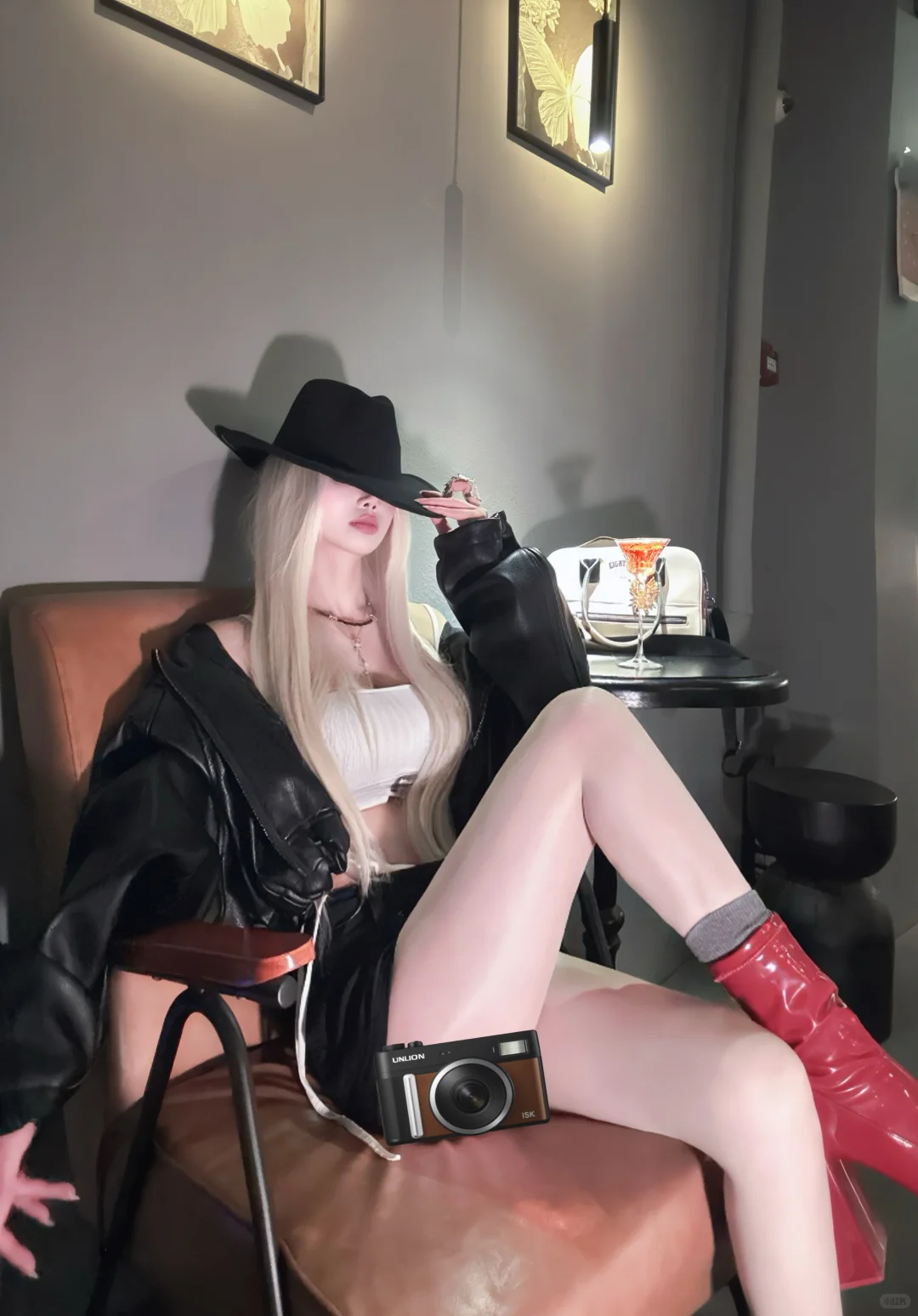 氛围感叛逆女主