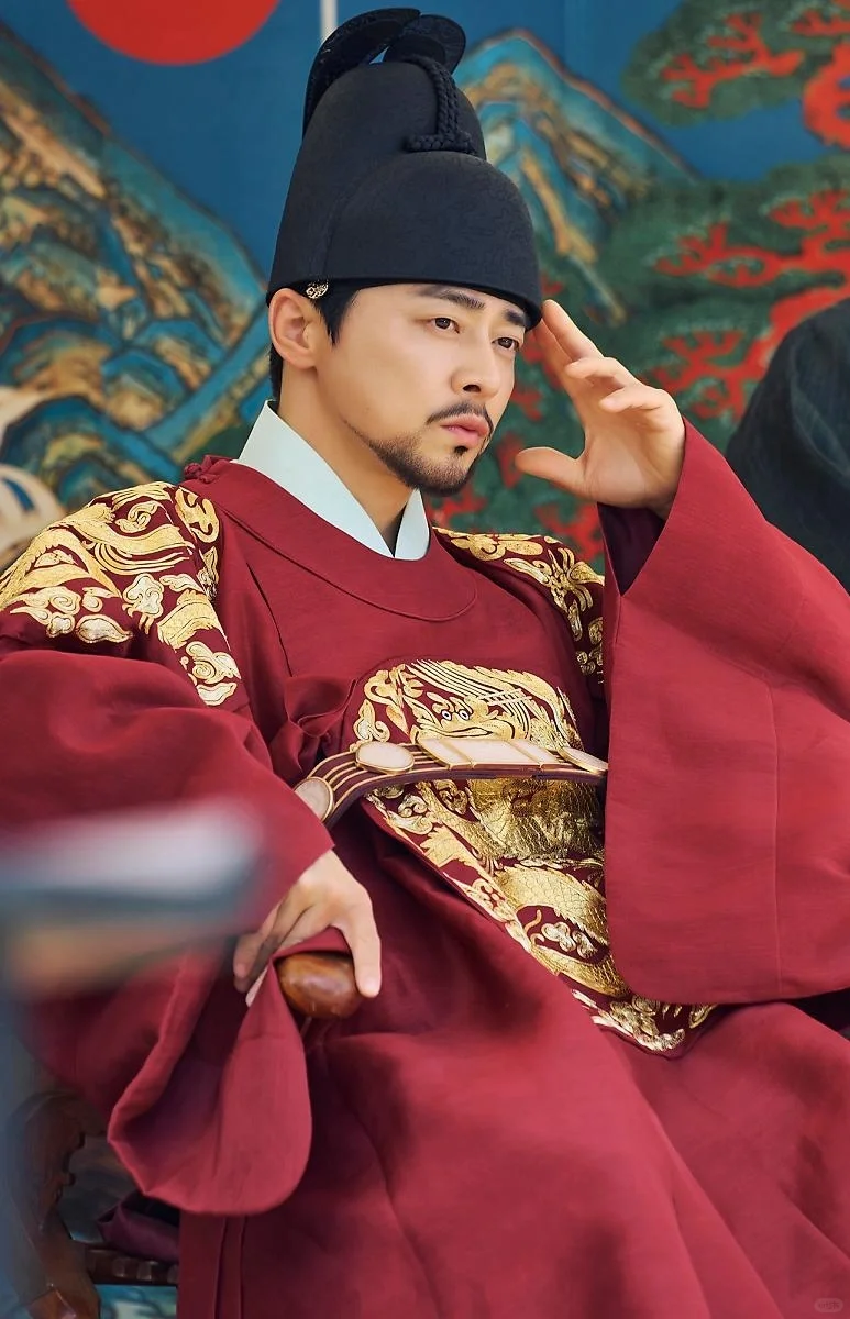 暴风哭泣的爱情🎎剧情达到高潮