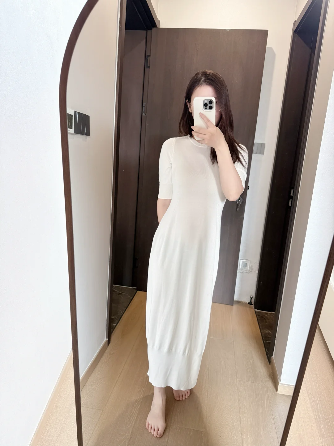 我愿称之为连衣裙天花板